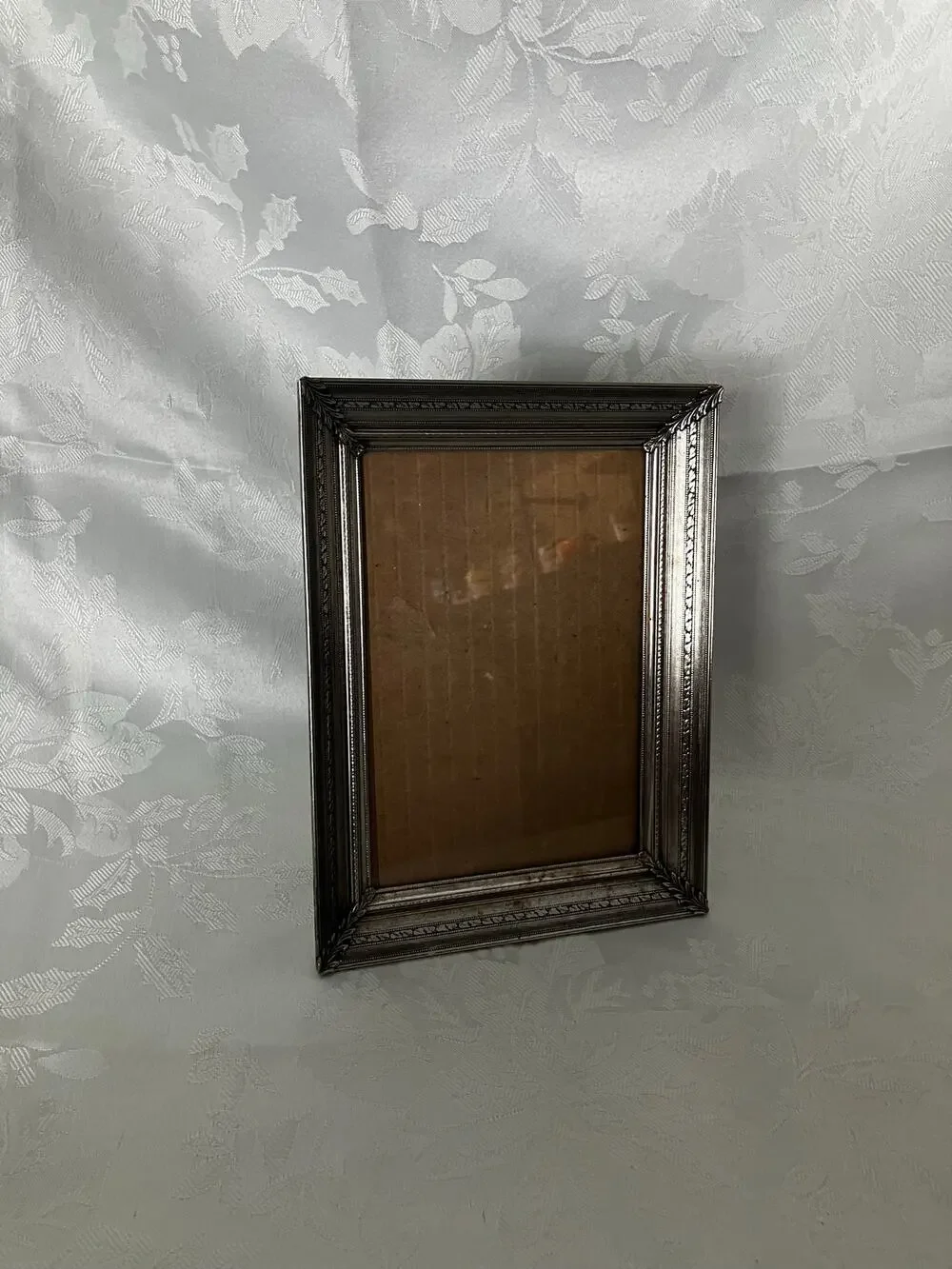 Vintage 5x7 Silver Tone Metal Picture Frame Ornate Embossed Tabletop Easel